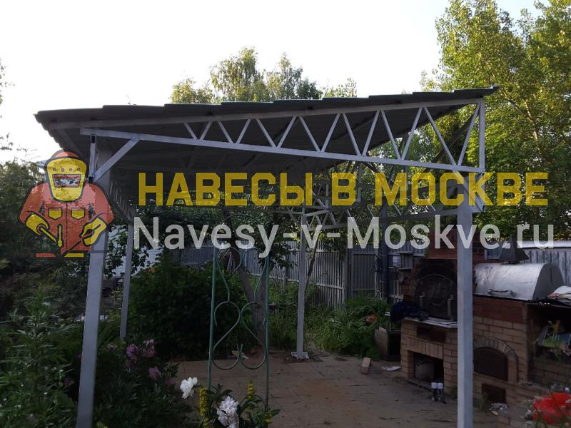 Navesy-v-Moskve.ru - Навес односкатный с металлочерепицей